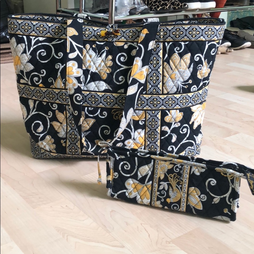 Vera Bradley Large Tote Bag & Cosmetic Bag